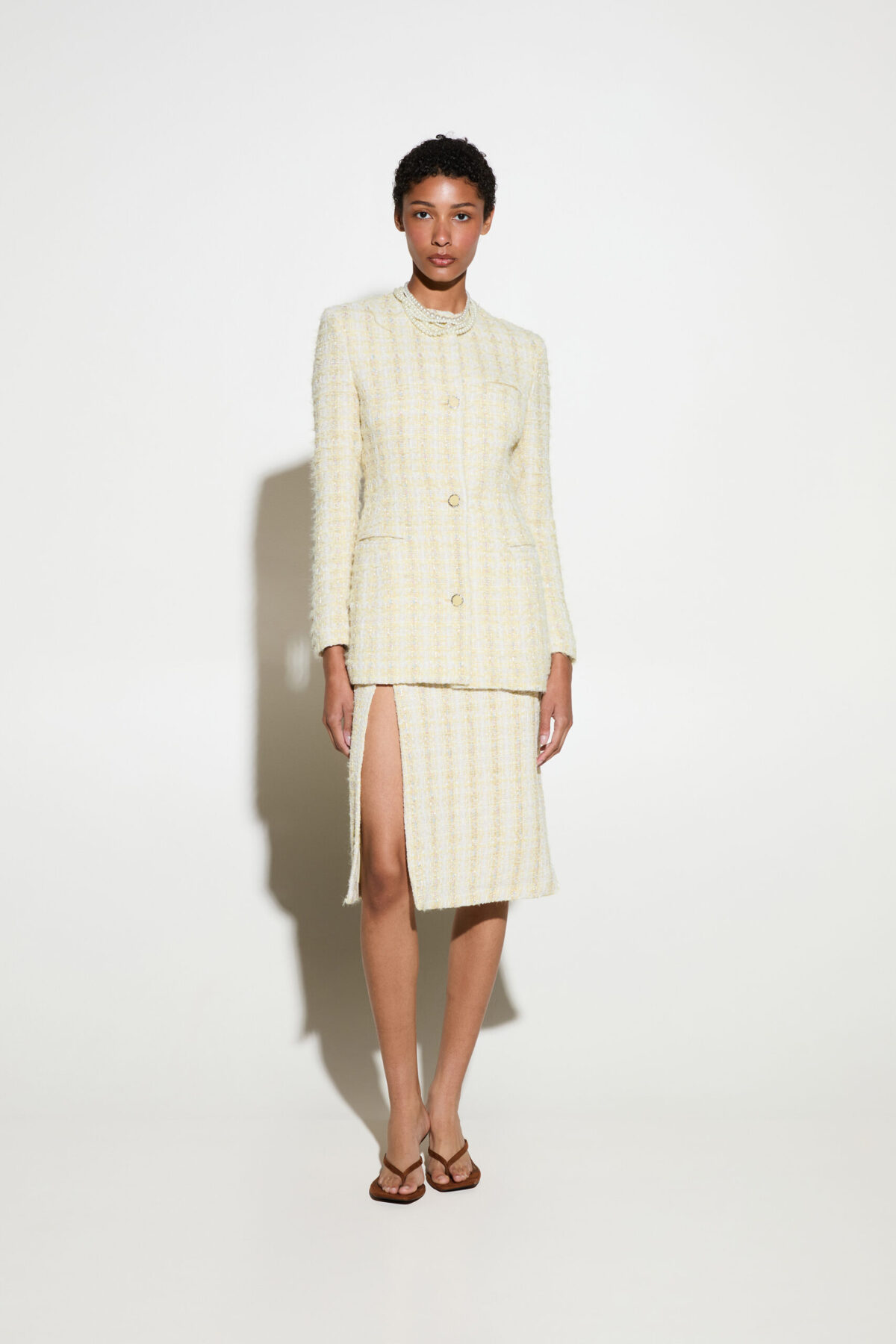 MILKWHITE - LONG FITTED BLAZER